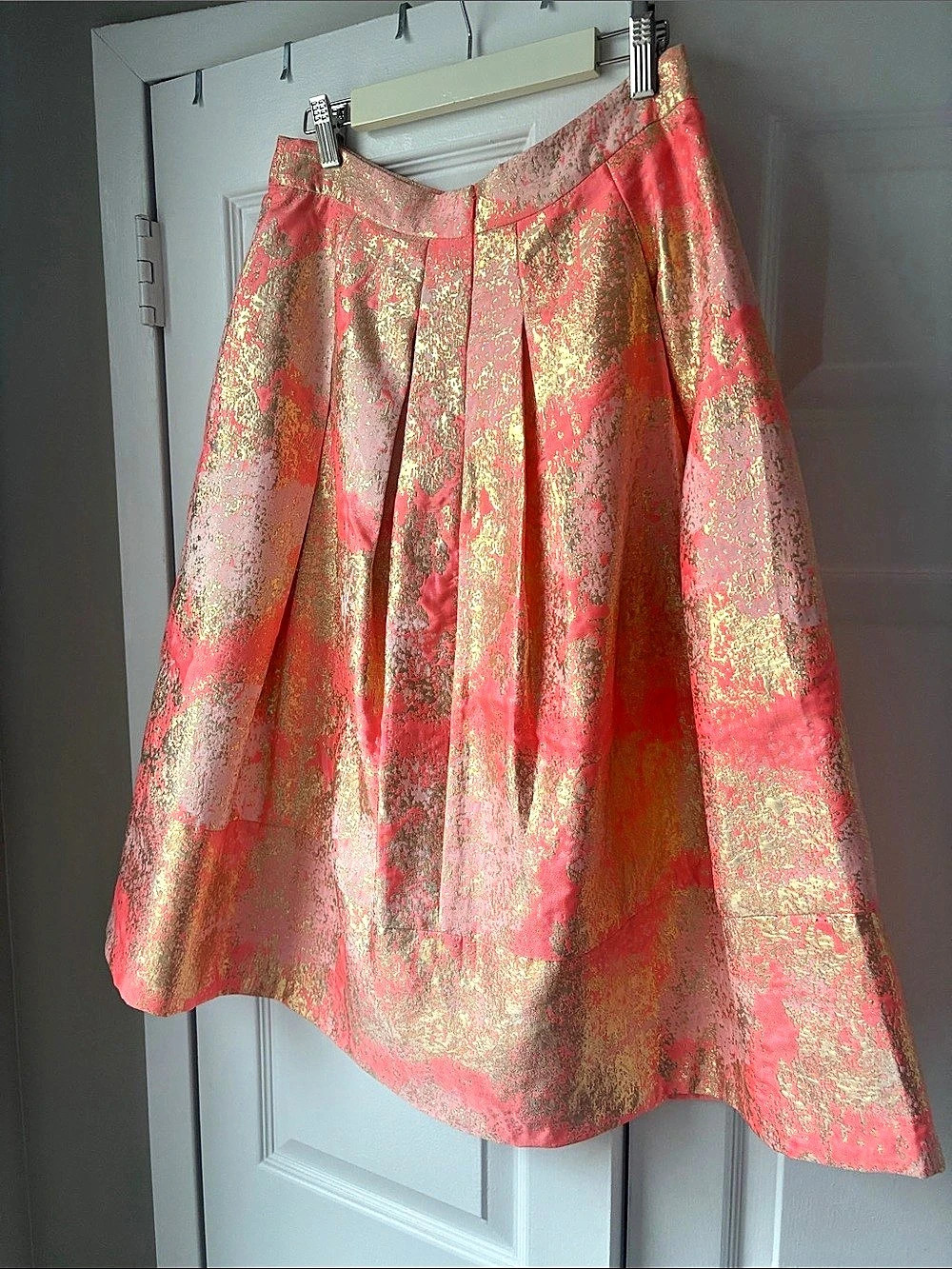 Anthropologie Brocade A-Line Skirt in Pink & Gold Size 6 Like New - Picture 2 of 8